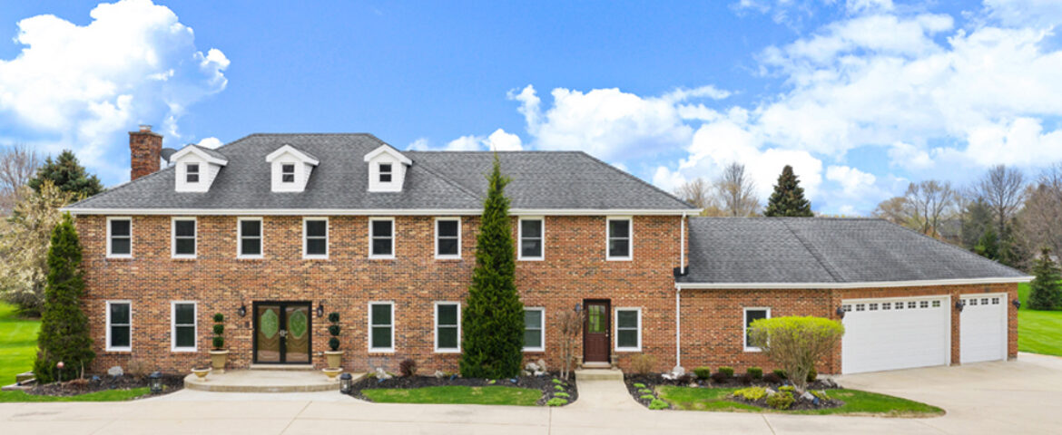 Is Hiring a Real Estate Photography Company in Schaumburg Worth It?