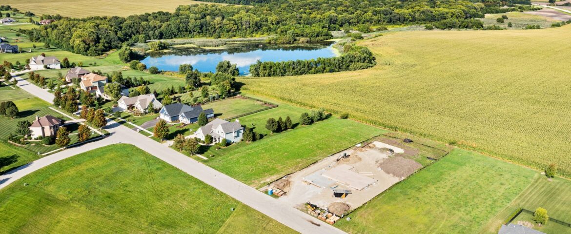 Why Choose Drone Photography for Hoffman Estates Real Estate?